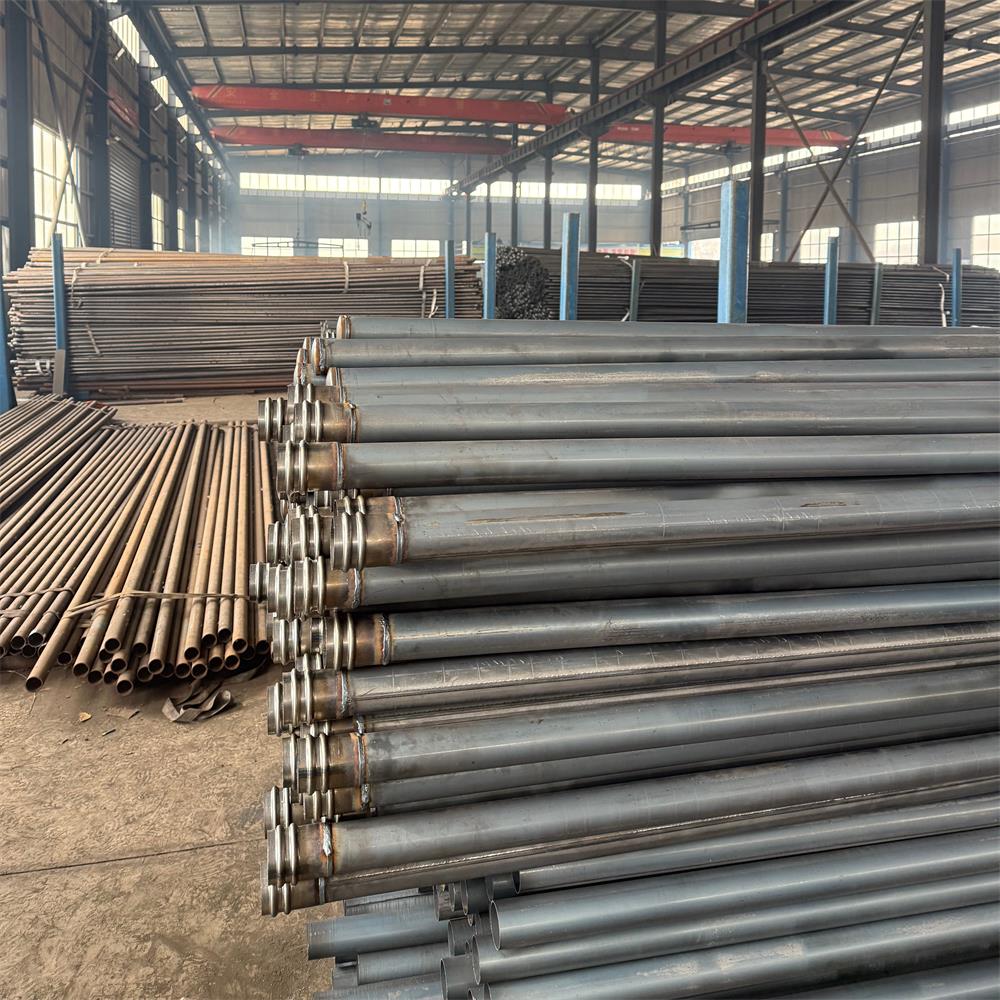 宝益德钢管南阳市销售处 厂区及加工车间